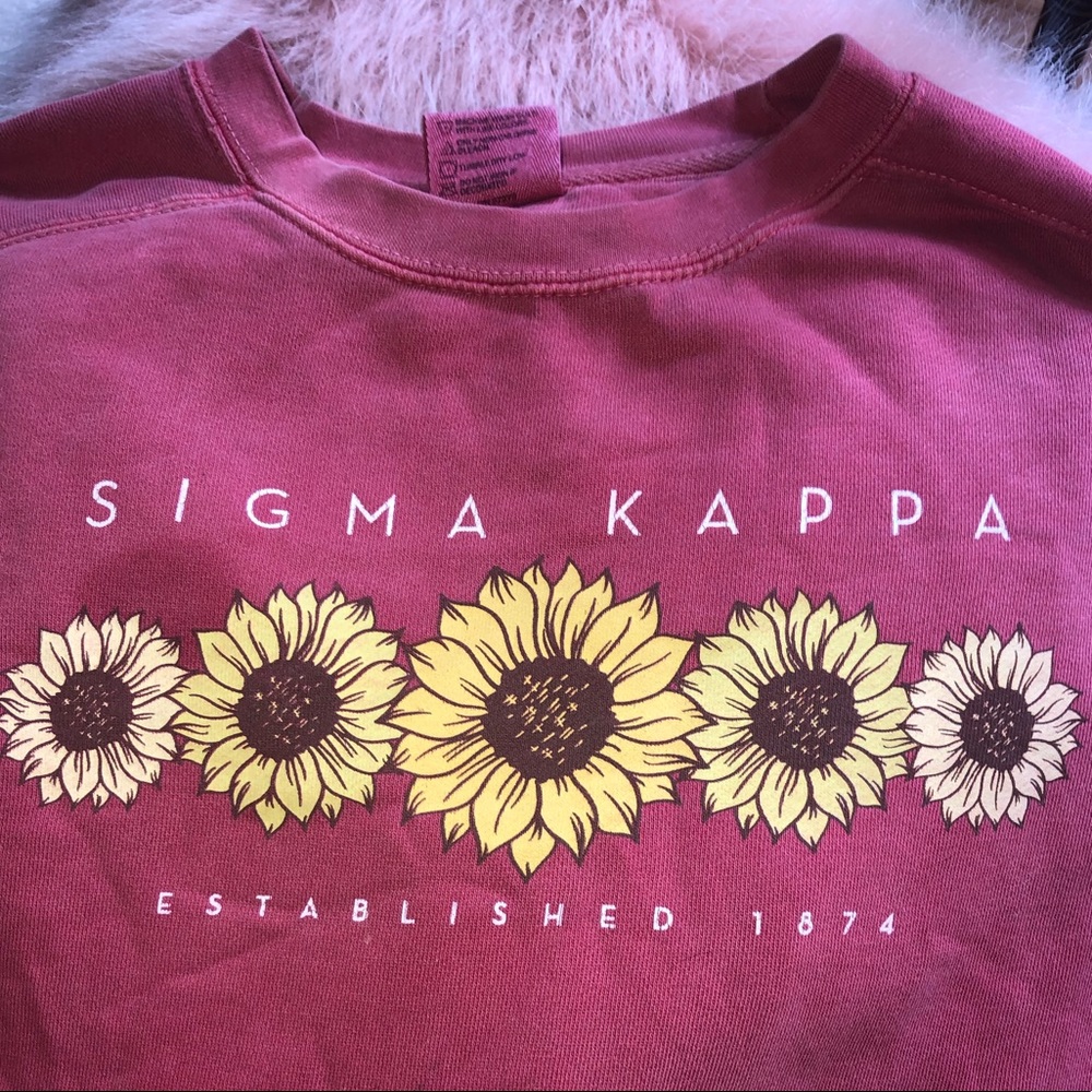 Sigma Kappa Sweatshirt🌻🌻🌻